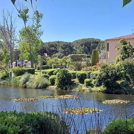 Le Verdon-5 By Interhome Six-Fours-les-Plages